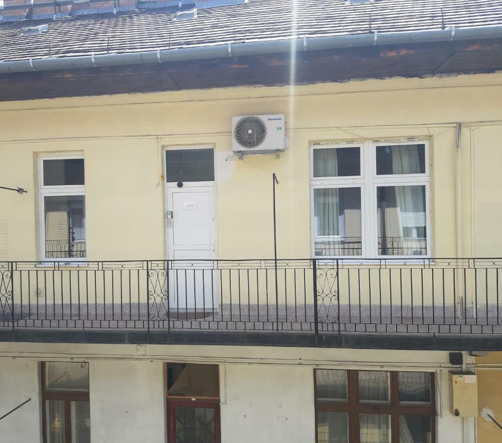Mia Casa Apartment Budapeste Exterior foto